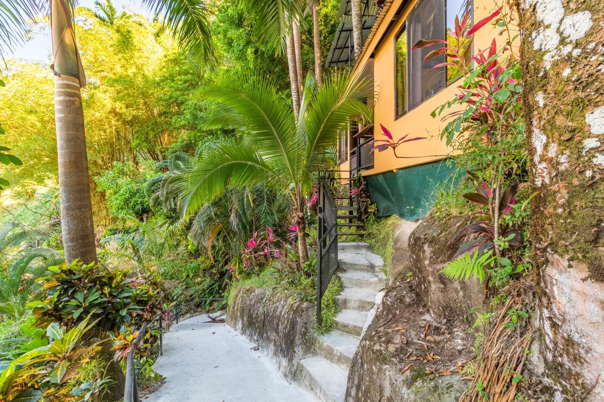 Boutique Hotel Las Cascadas Manuel Antonio Luaran gambar
