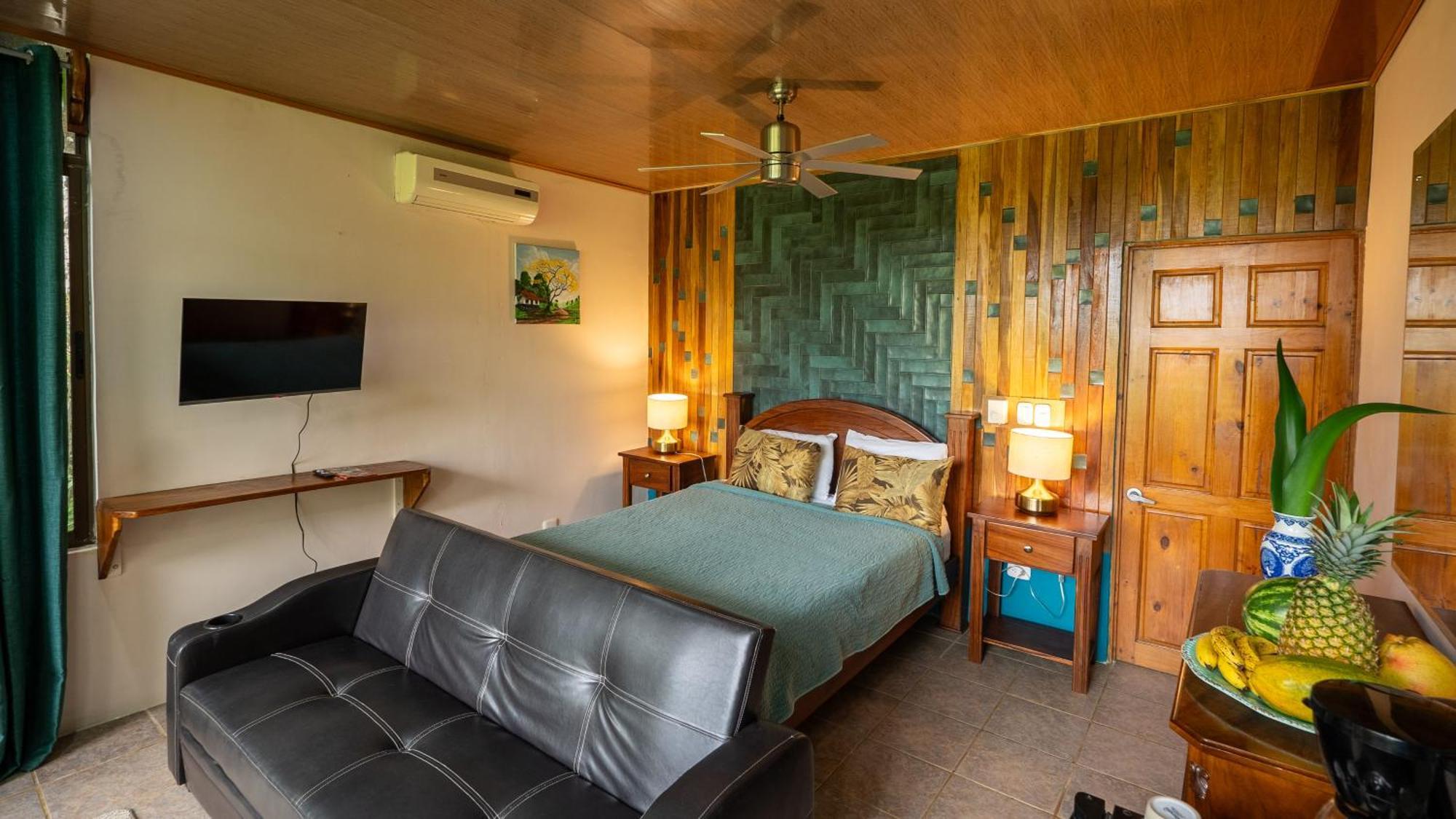 Boutique Hotel Las Cascadas Manuel Antonio Luaran gambar